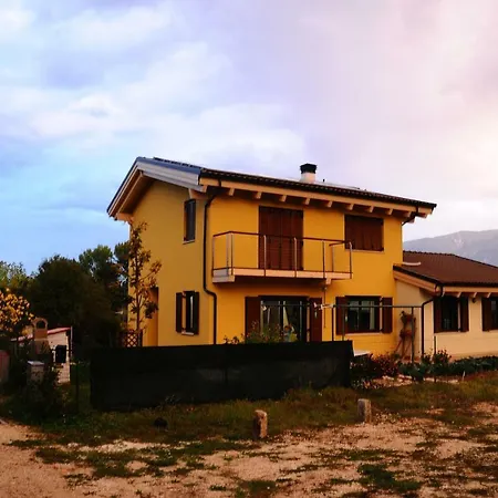 Woodhouse Apartament *